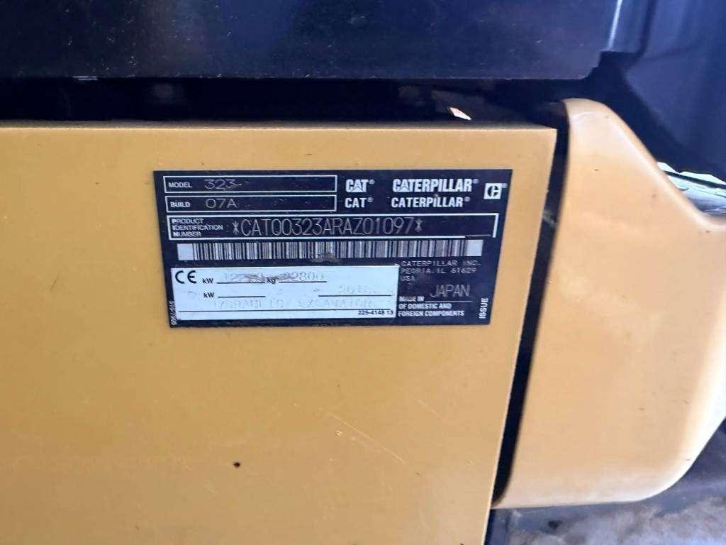 Caterpillar 323 07A Foto 9