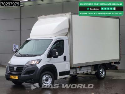 Fiat Ducato 140pk Laadklep Bakwagen Airco Cruise D'Hollandia Euro6 Meubelbak Koffer Airco Cruise control in vendita da BAS World B.V.