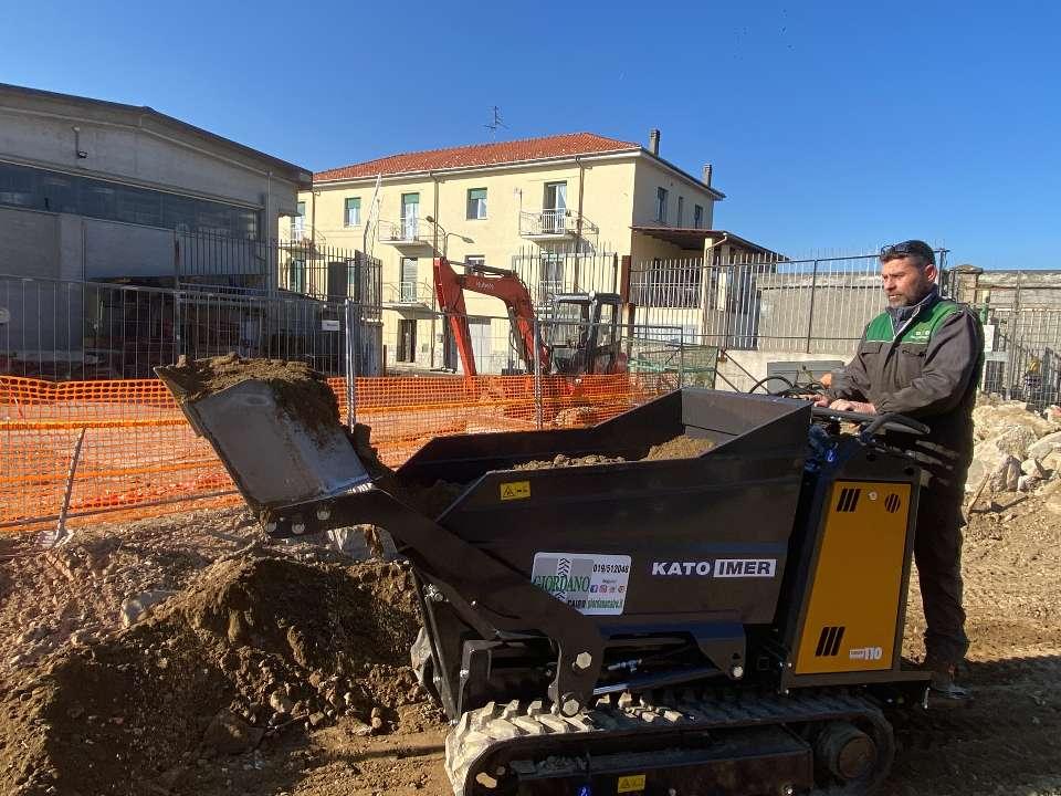 Kato Imer CARRY 110 YANMAR - BENNA DENTATA MOVIMENTO TERRA - NOVITA' Foto 16