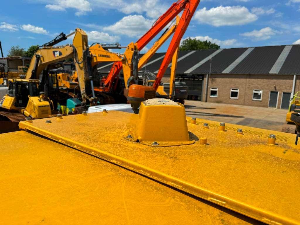 Komatsu D61PXi-24 - GPS System / Folding Blade Foto 24