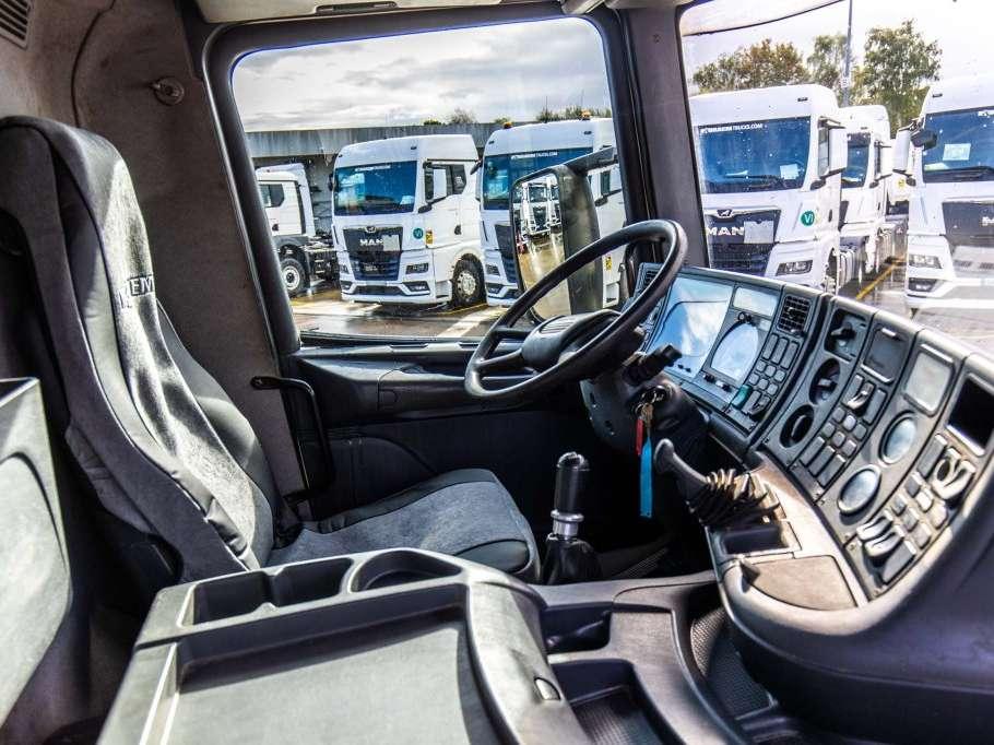 Scania 124.340 - LAMBRECHT-INOX-5 Comp. Foto 18
