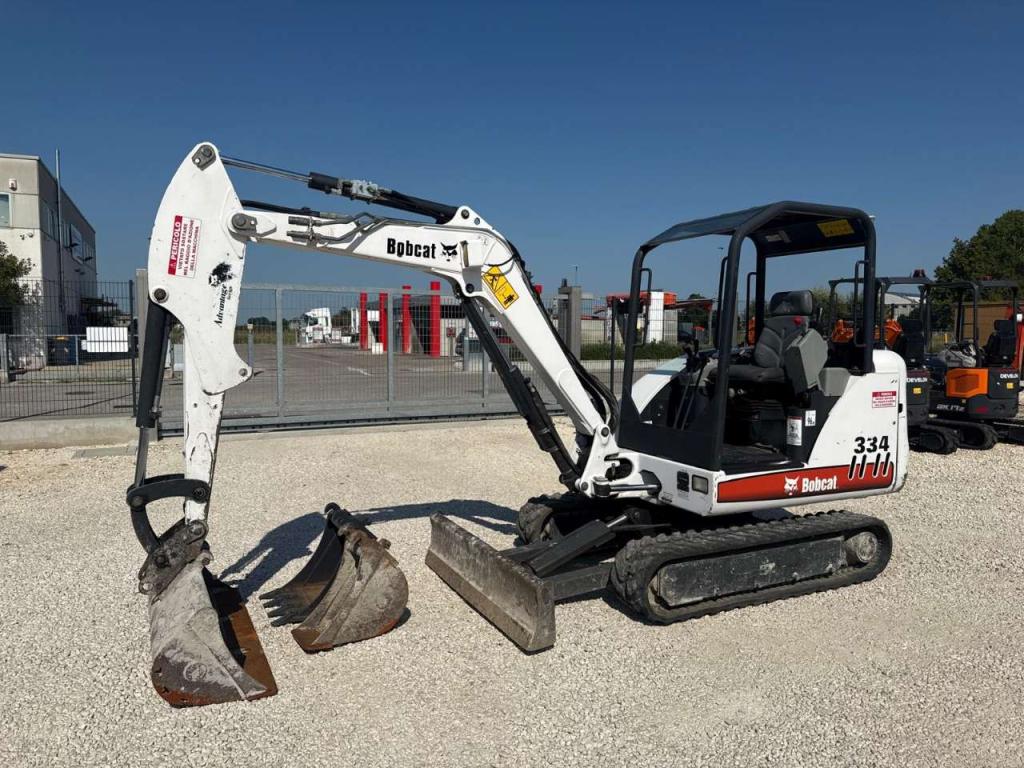 Bobcat 334 Foto 1