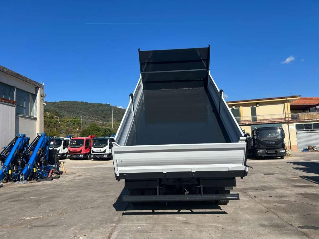 Iveco EUROCARGO 180E32 Foto 15