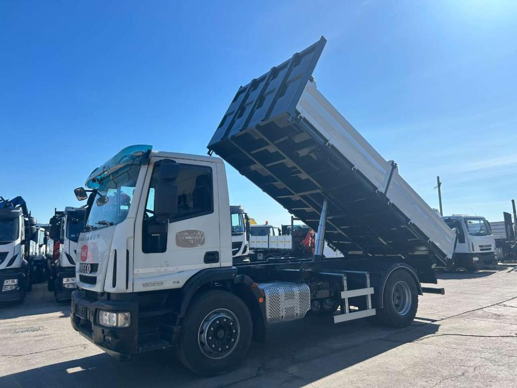 Iveco EUROCARGO 180E32 Foto 2