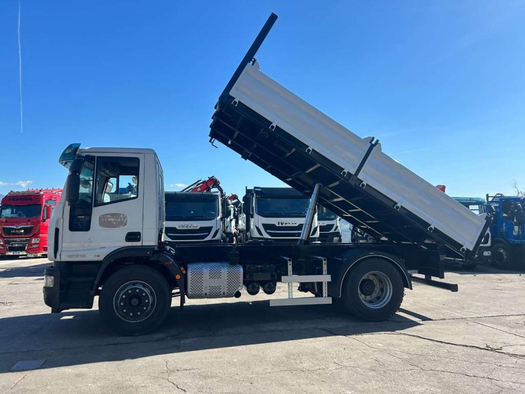 Iveco EUROCARGO 180E32 Foto 7