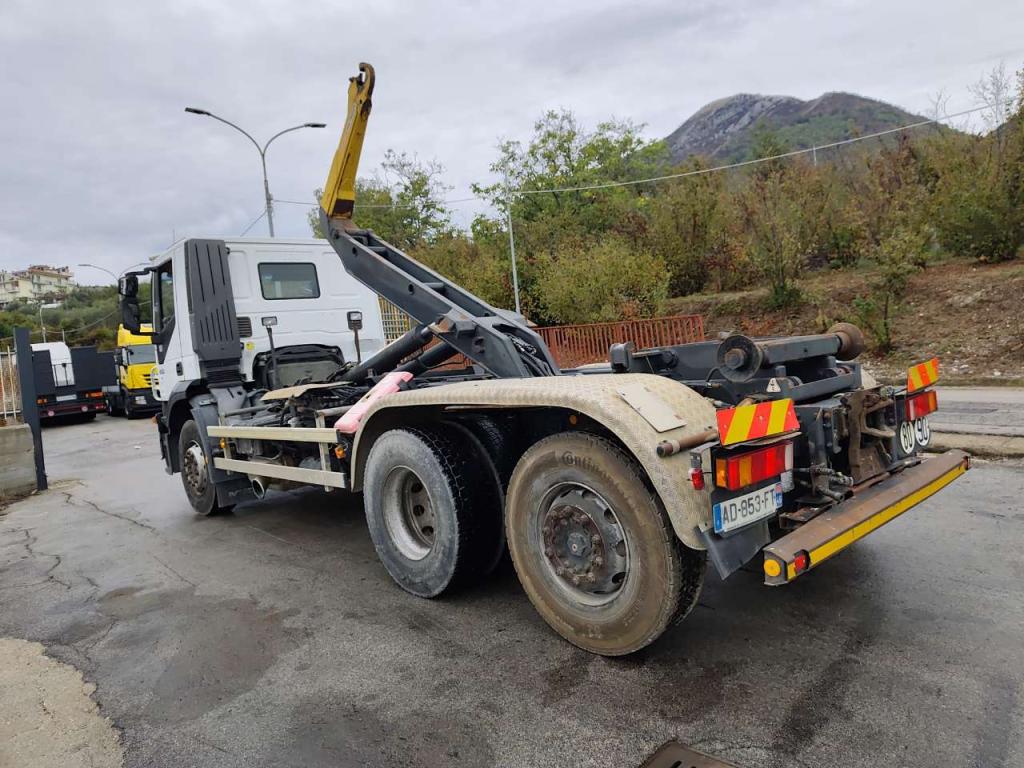 Iveco STRALIS 260S45 Foto 14