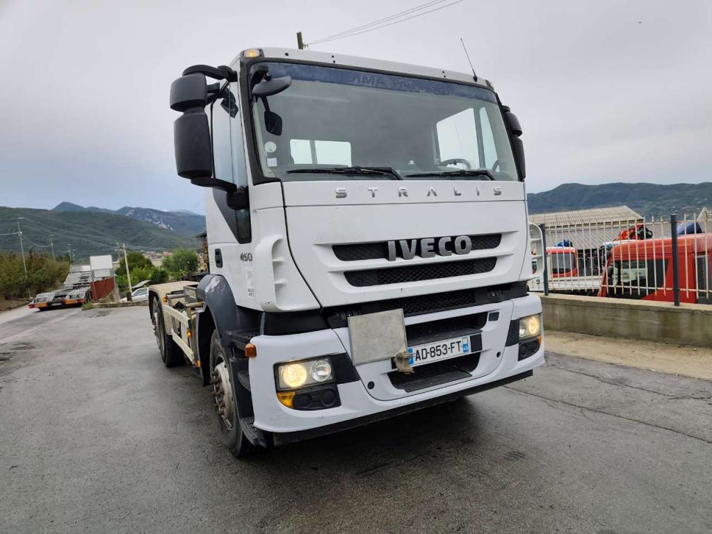 Iveco STRALIS 260S45 Foto 27