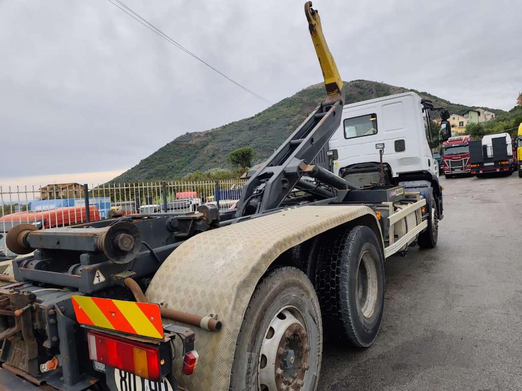 Iveco STRALIS 260S45 Foto 4