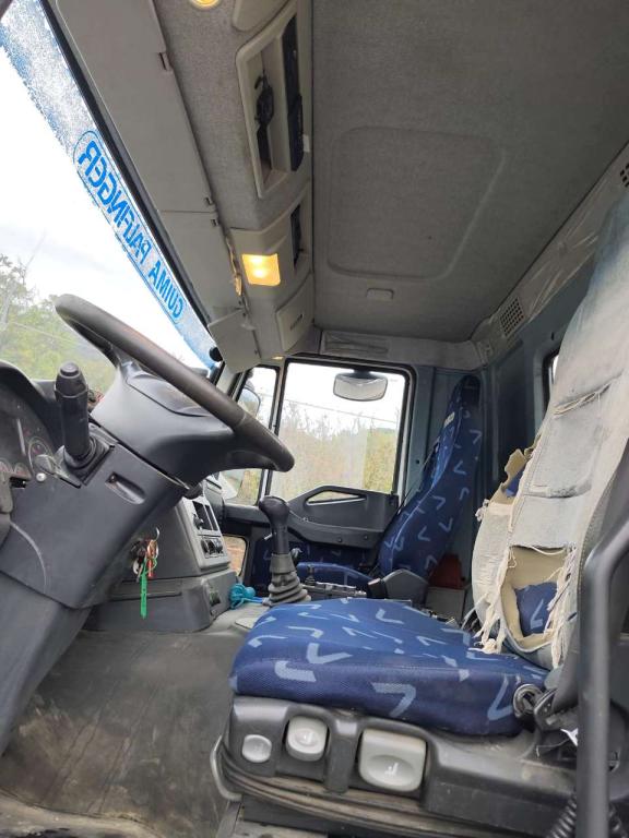 Iveco STRALIS 260S45 Foto 6