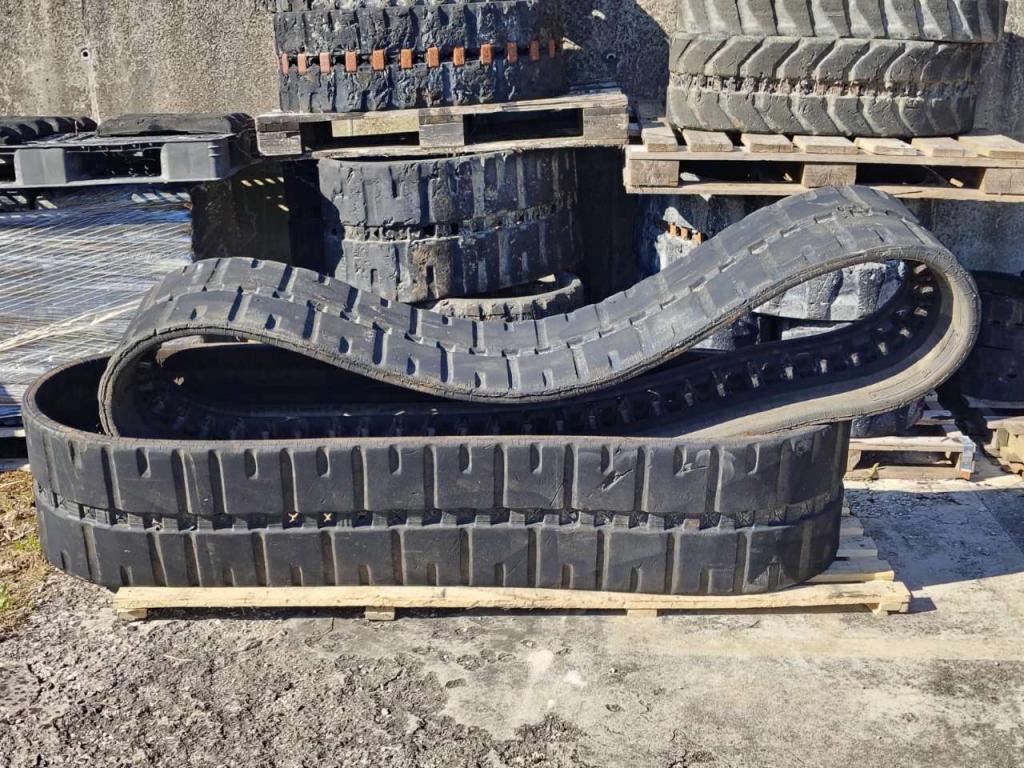 B450*86FB*55 Cingolo in gomma per Bobcat T 770 Foto 1