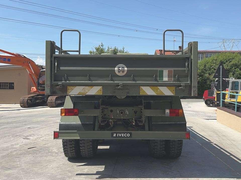 Iveco 260-35 6x6 Foto 25