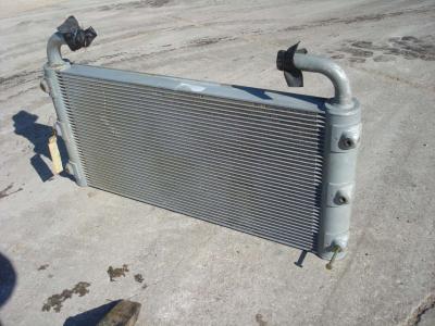 Radiatore olio idraulico per ZAXIS 210-3 E 240-3 in vendita da OLM 90 Srl