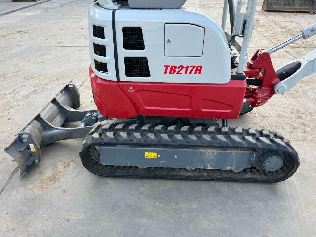 Takeuchi TB217R Foto 3
