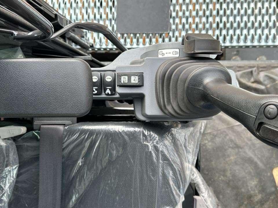 Hitachi KMC380S-7 Foto 17