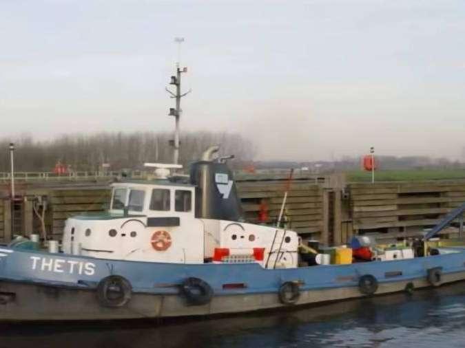 Thetis Tugboat Altro Foto 3