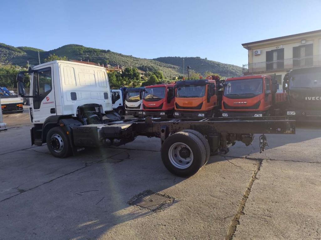 Iveco EUROCARGO 160-280 Foto 7