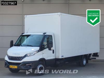 Iveco Daily 72C18 3.0L Automaat Bakwagen 1000KG Laadklep Luchtvering 180PK Dubbellucht Airco Cruise D'Hol in vendita da BAS World B.V.