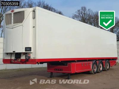 Kässbohrer XS 3 axles Lift + Stuuras Laadklep Bi-Temp APK 09/26 in vendita da BAS World B.V.