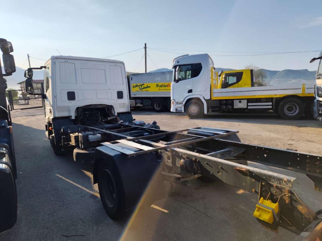 Iveco EUROCARGO 100E18 Foto 13
