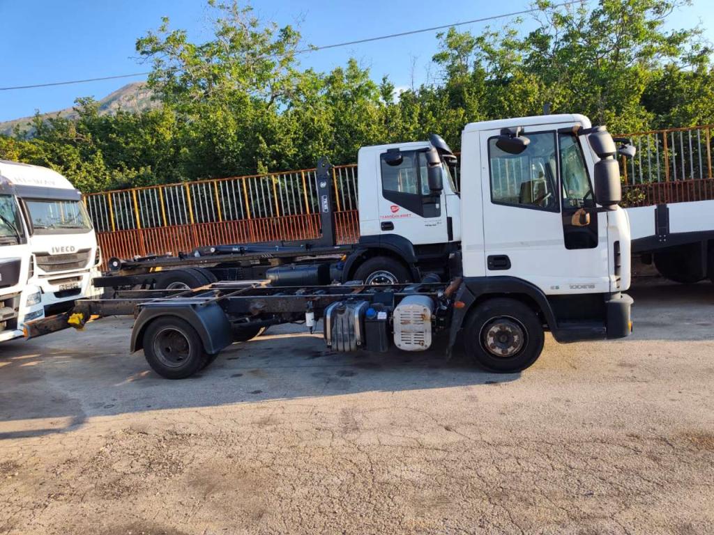 Iveco EUROCARGO 100E18 Foto 8