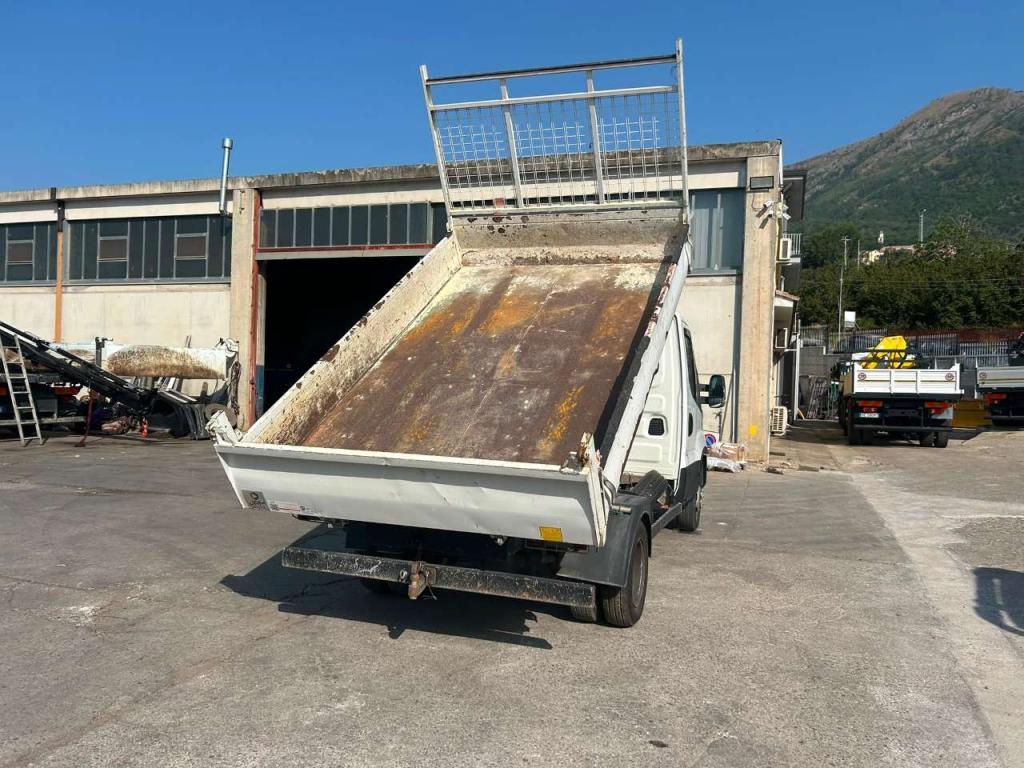 Iveco DAILY 35-110 Foto 14