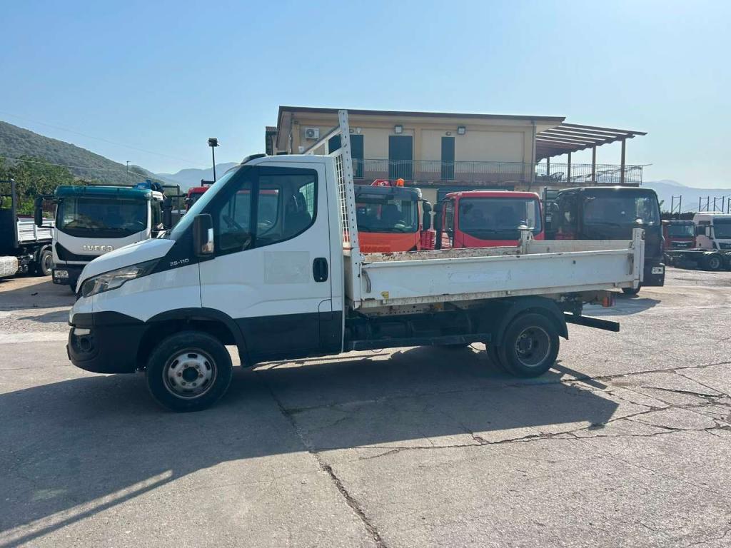 Iveco DAILY 35-110 Foto 18