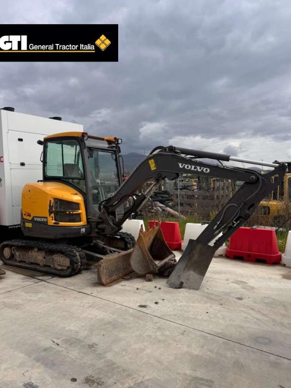 Volvo ECR40D Foto 1