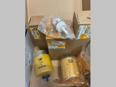 Caterpillar Kit filtro in vendita da Cantoro Officina Meccanica Srl