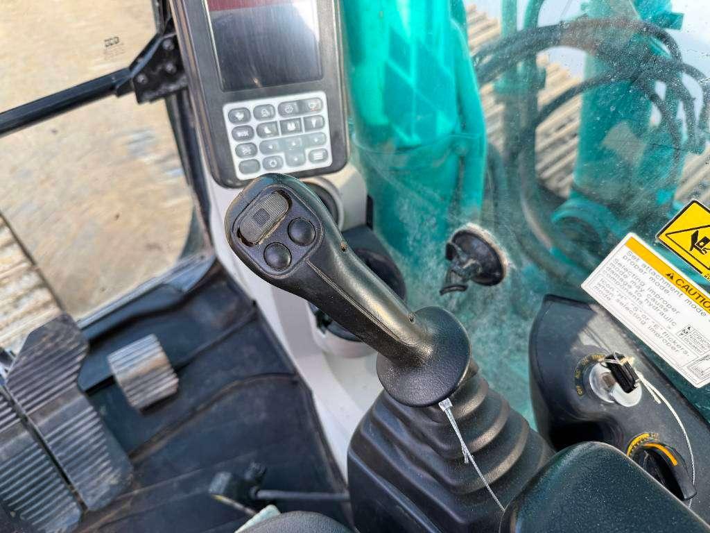 Kobelco SK350LC-9 - Hammer Lines / Quick Coupler Foto 12