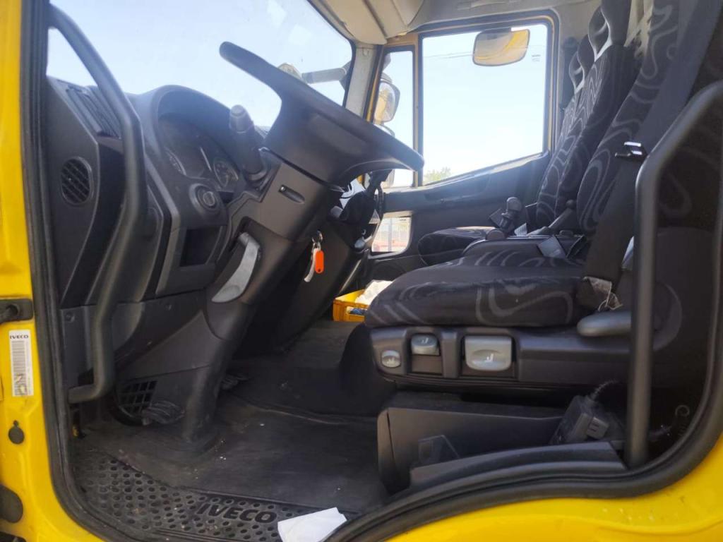 Iveco EUROCARGO CUBE 120E28P Foto 7