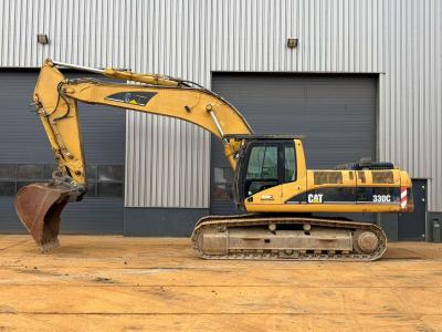 Caterpillar 330C in vendita da Big Machinery