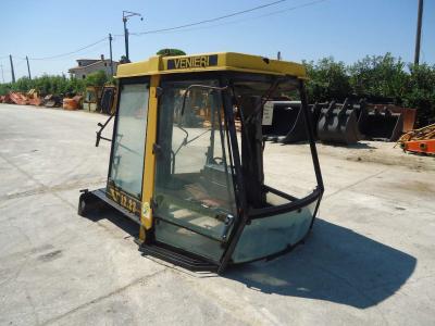 Cabina per Venieri 12.23 in vendita da OLM 90 Srl