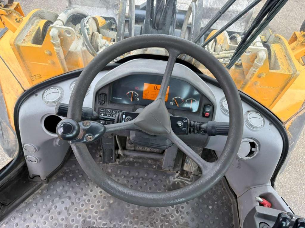 Volvo L150G Foto 17