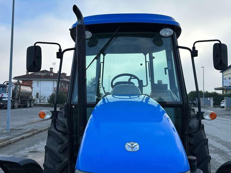 New Holland TD5050 4X4 Foto 6
