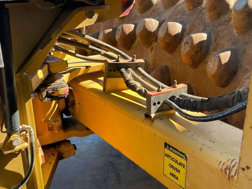 Caterpillar CP64 Foto 14