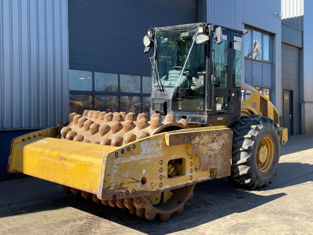 Caterpillar CP64 Foto 2