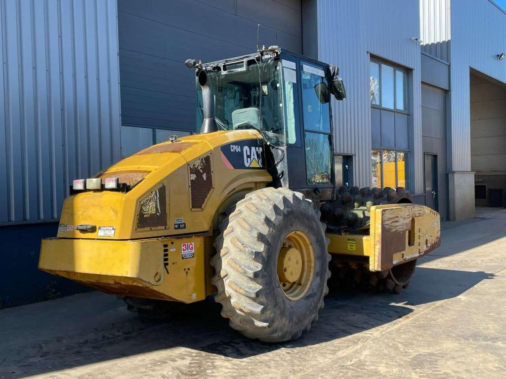 Caterpillar CP64 Foto 4