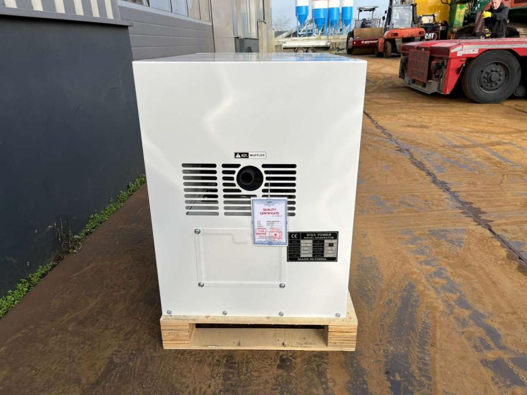 Giga Power PLD12000SE 10 kVA silent generator Foto 7