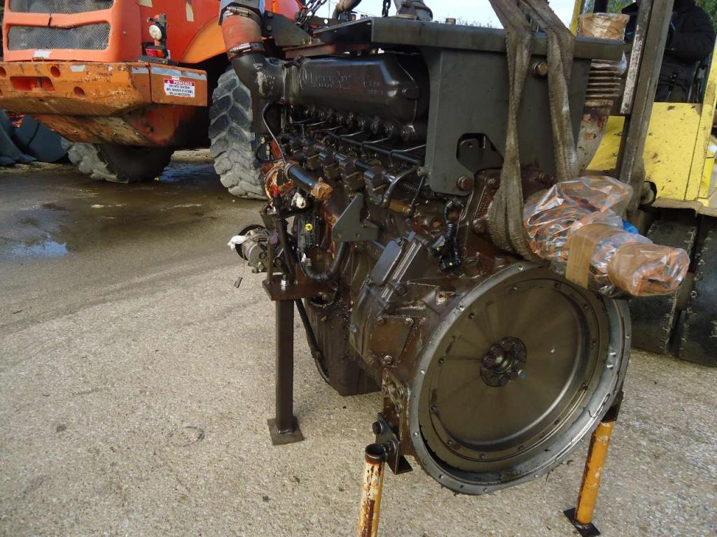 Motore a scoppio per Hitachi ZW310 - DA RICONTROLLARE Foto 4