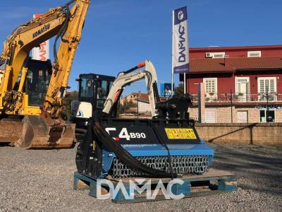 C4 B90 in vendita da DAMAC
