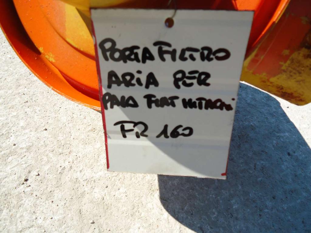Supporto filtro aria per Fiat Hitachi FR160 Foto 3
