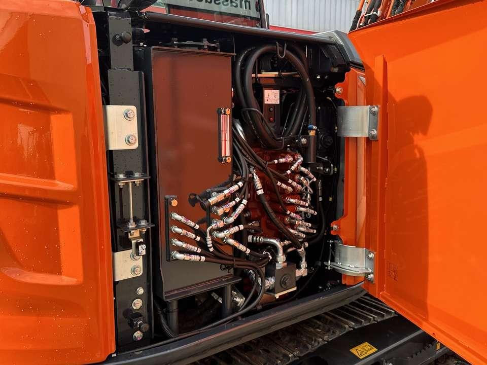 Hitachi ZX95USB-7 Foto 9