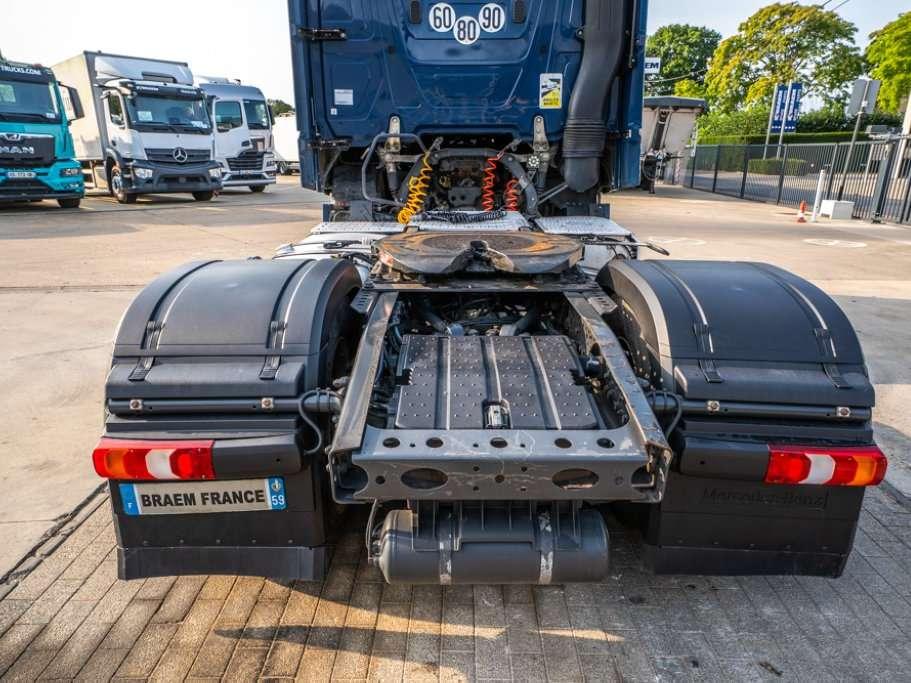 Mercedes-Benz ACTROS 1846 LS Foto 8