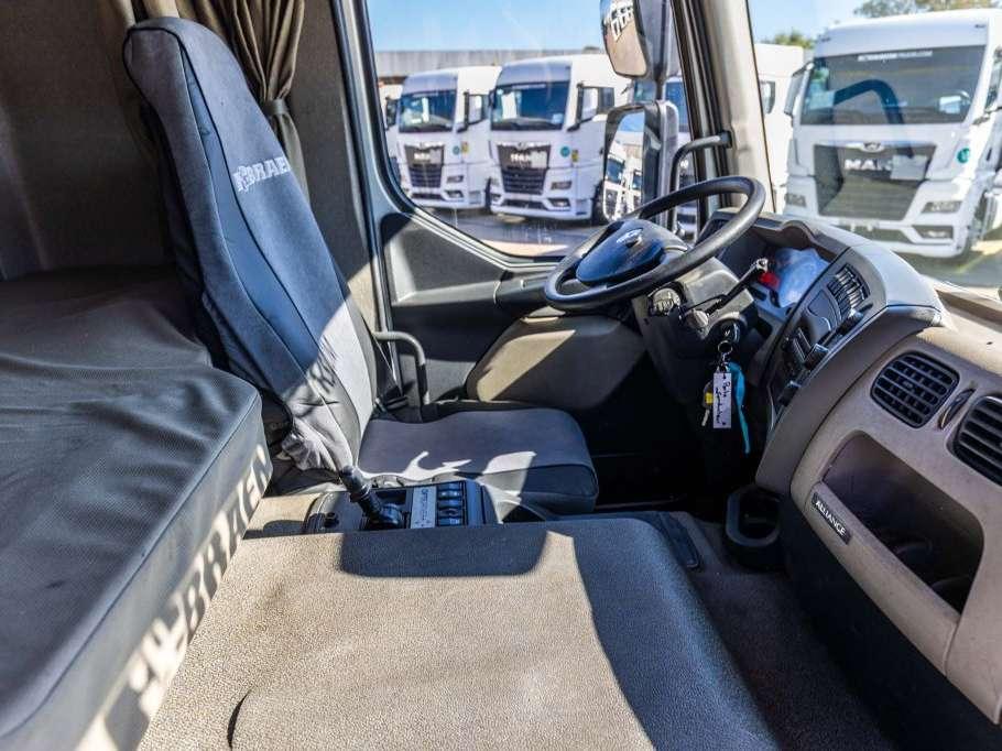 Renault PREMIUM 430 DXI (19t.)+Dhollandia 3T. Foto 18