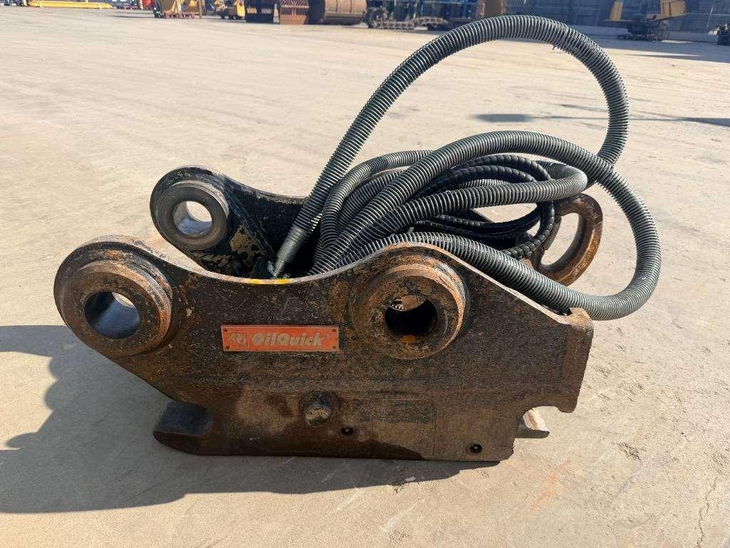OilQuick OQ70 - M318D / 320D / 320E / 320F / 323D / 323E / Foto 2