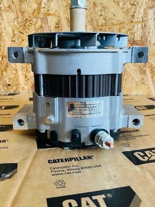 Alternatore per Caterpillar Foto 1