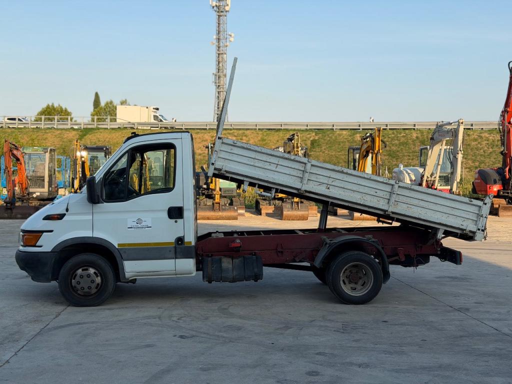 Iveco DAILY 35C11 Foto 5