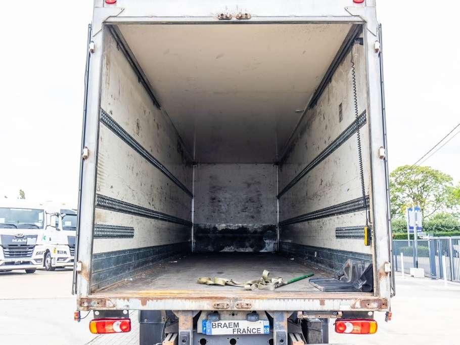 Renault D19 280 DTI+DHOLLANDIA 2T. Foto 12