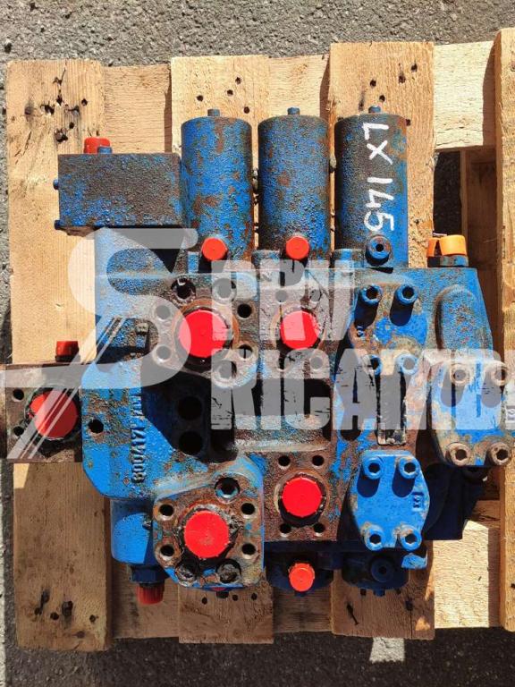 Distributore idraulico per Hitachi LX 145 Foto 2