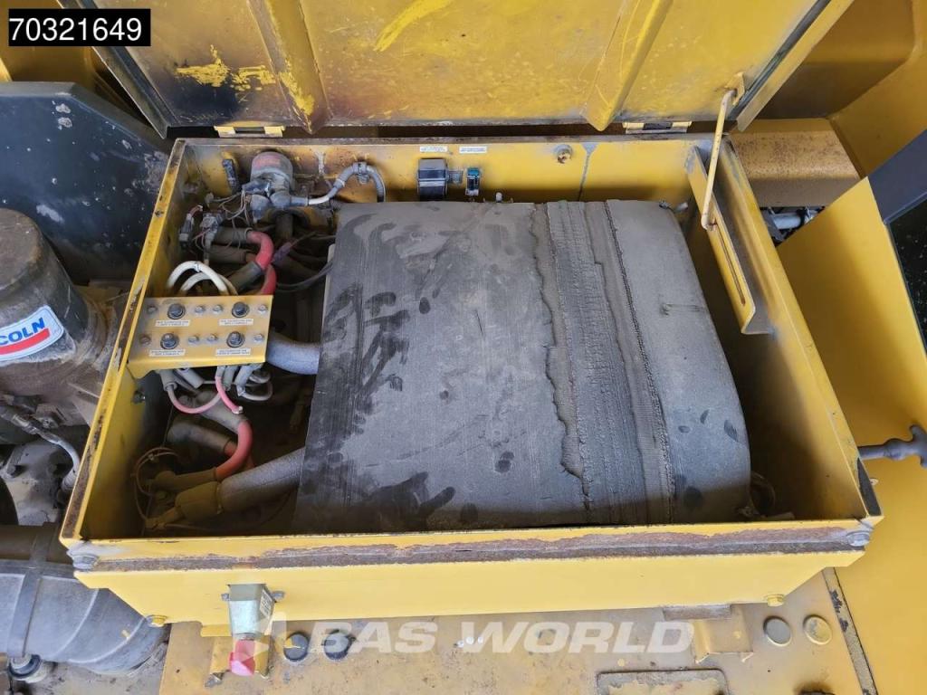 Komatsu HD605 -7E0 Foto 18